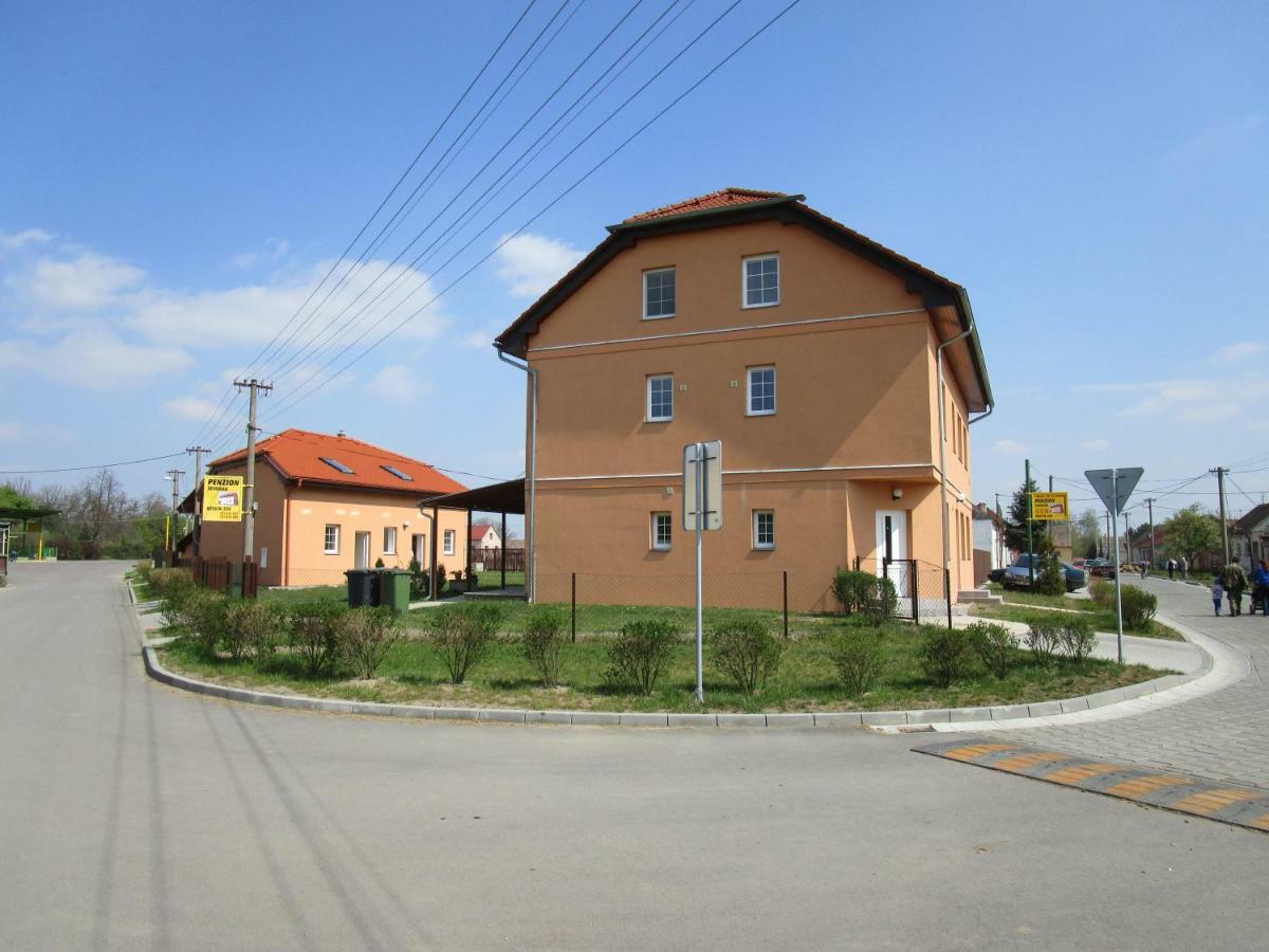 Penzion Semerád v Hevlíně Exterior foto